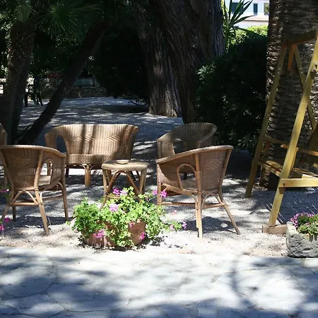 Maristella Отель Каво