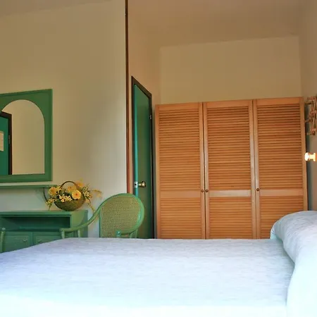 Ξενοδοχείο Maristella 3*